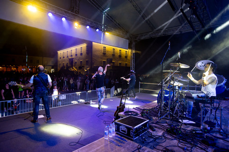 Crush-Tribute to Bon Jovi (25)